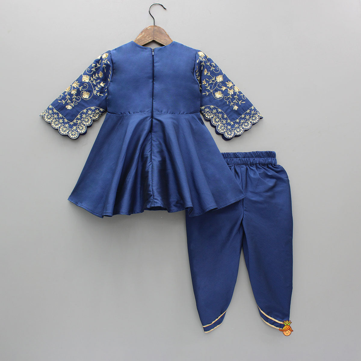 Elegant Navy Blue Embroidered Kurti And Tulip Dhoti With Dupatta