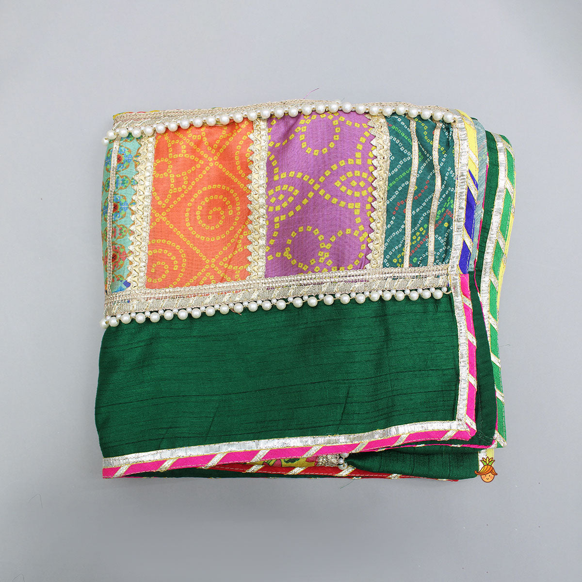 Floral Flap Enhanced Green Dhoti With Shawl And Mor Pankh Headband