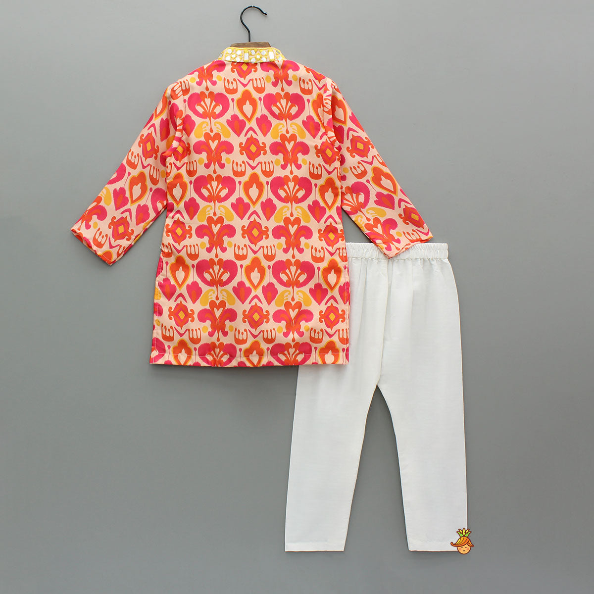Abstract Print Kurta With Pyjama
