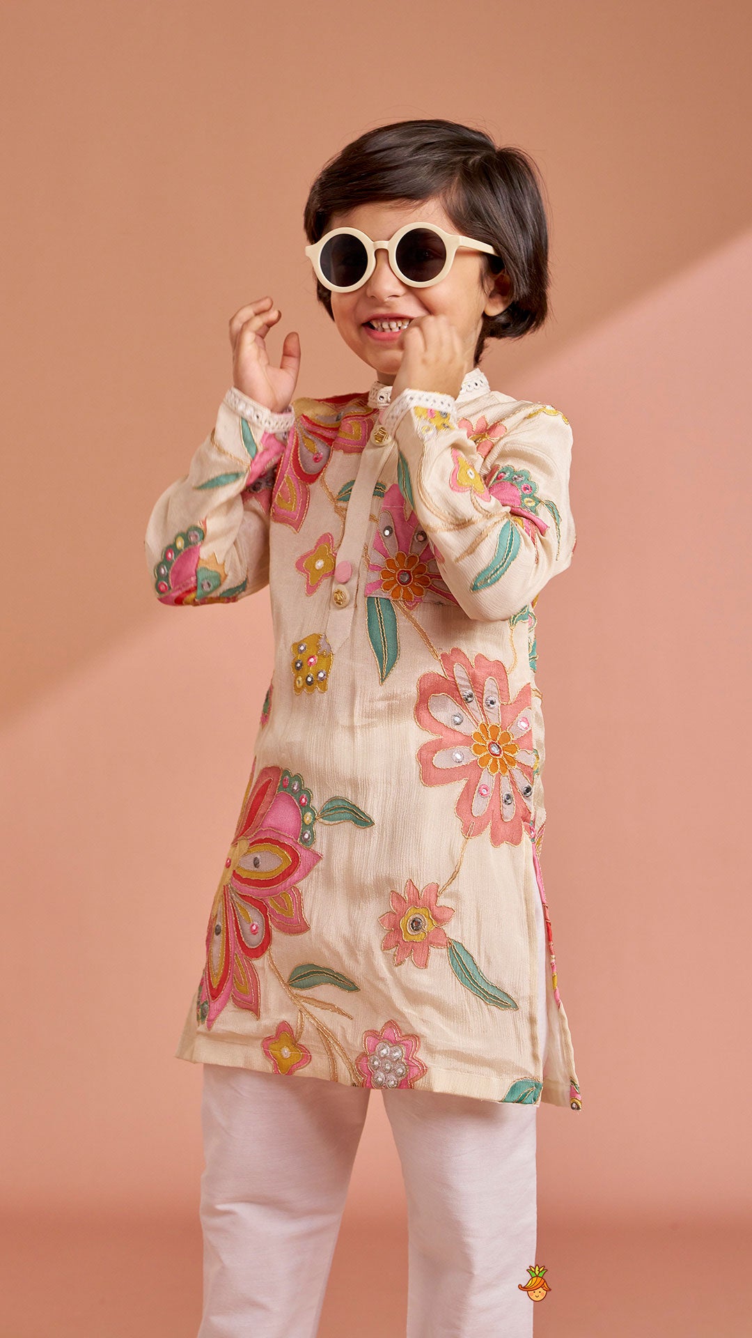 Off White Stylish Floral Kurta With White Pyjama