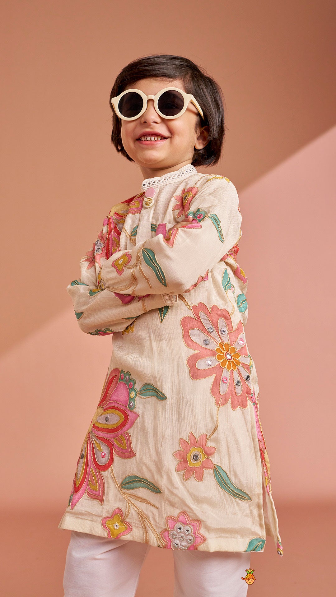 Off White Stylish Floral Kurta With White Pyjama