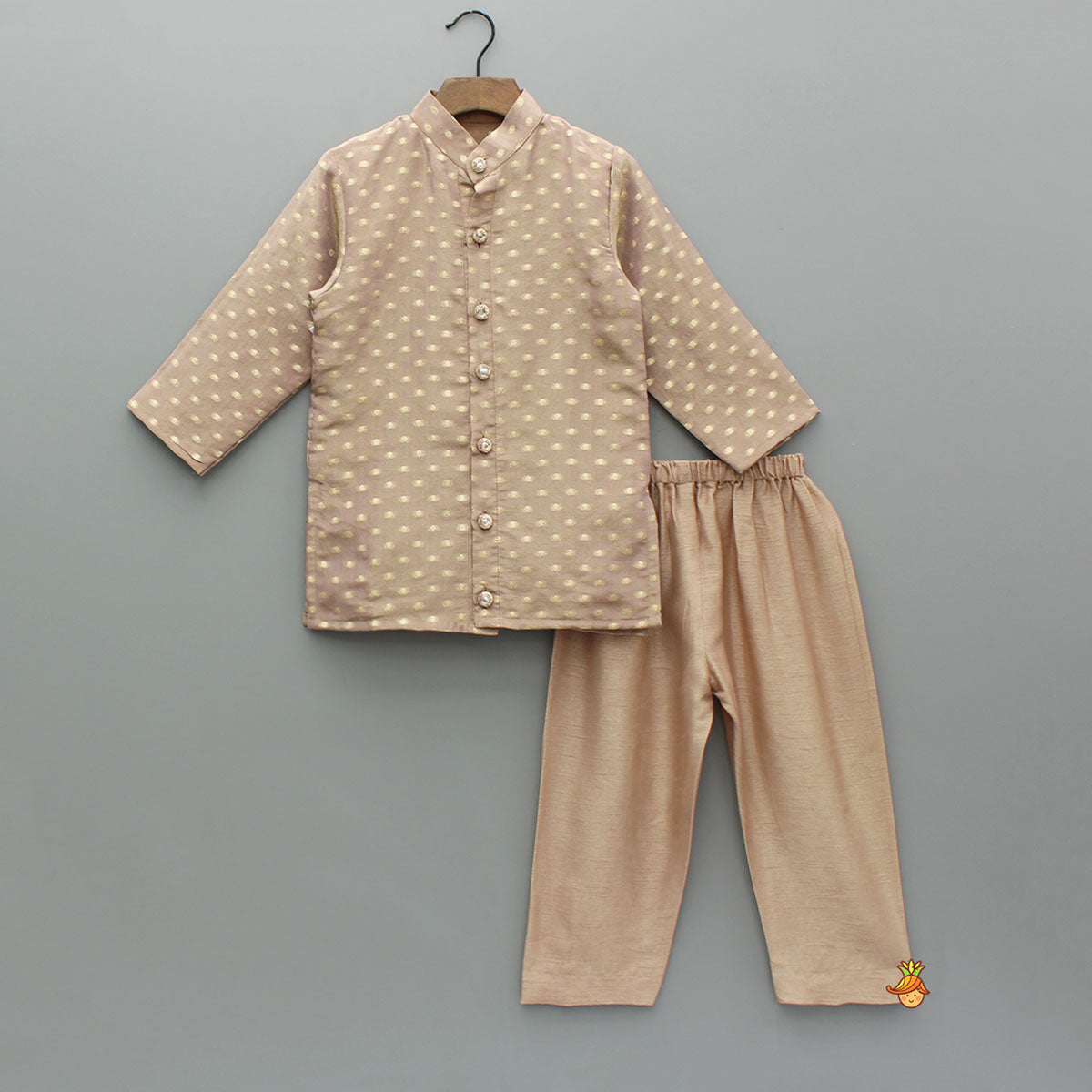 Shimmery Ethnic Brocade Kurta With Sleeveless Shimmery Jacket And Pyjama