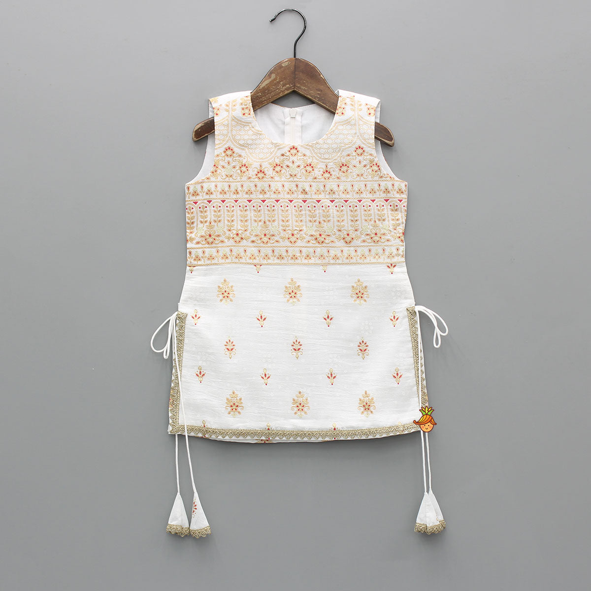 Elegant Ethnic Printed Kurti With Dhoti And Dupatta