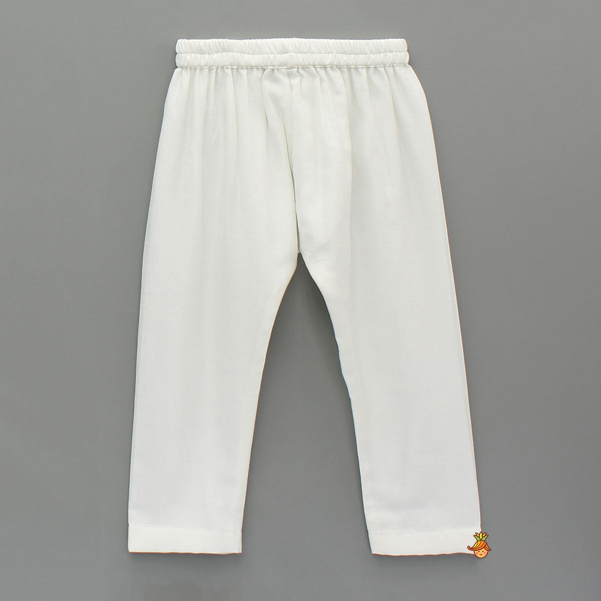 Off White Ethnic Printed Kurta With Matching Pyjama