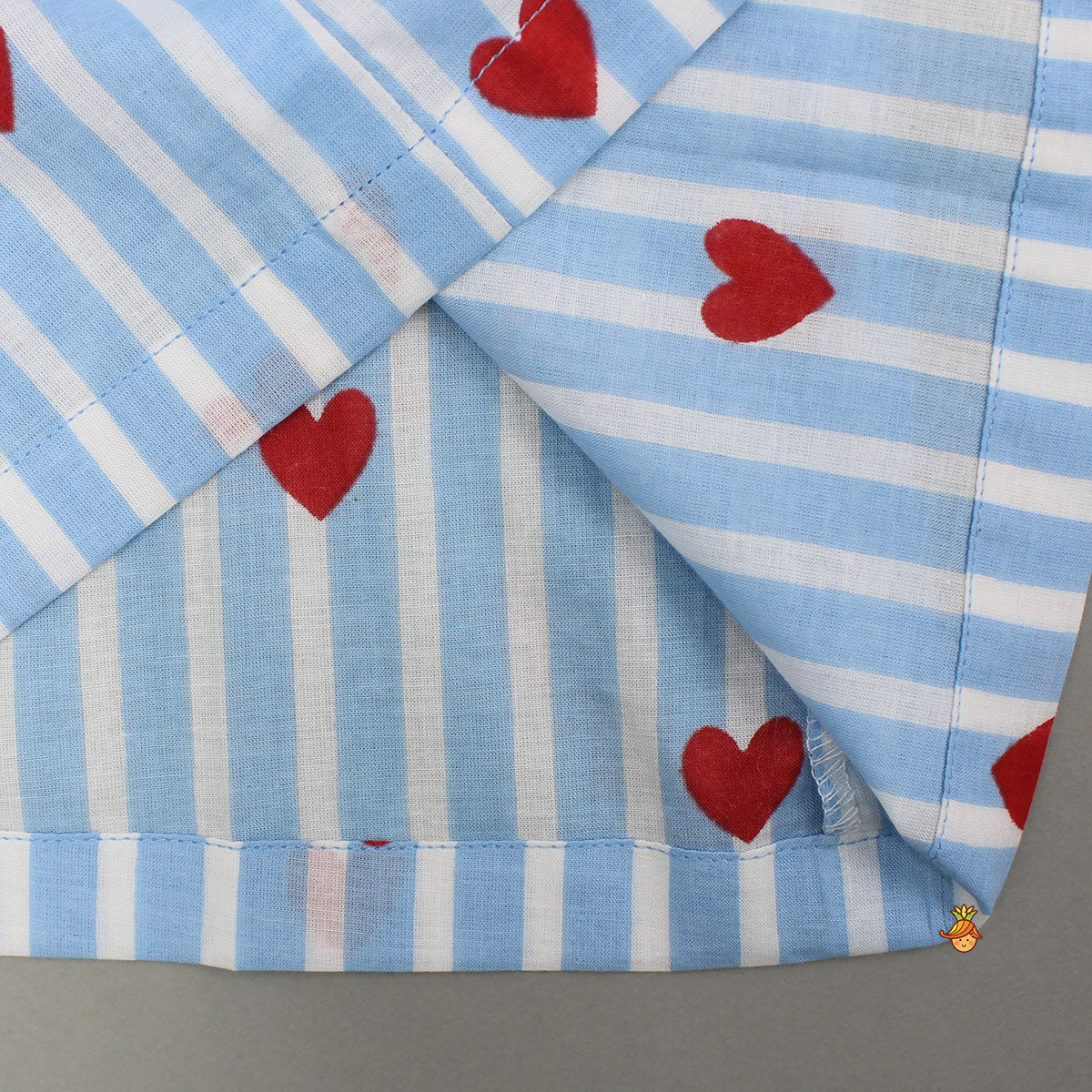 Striped Notch Collar Heart Detailed Sleepwear
