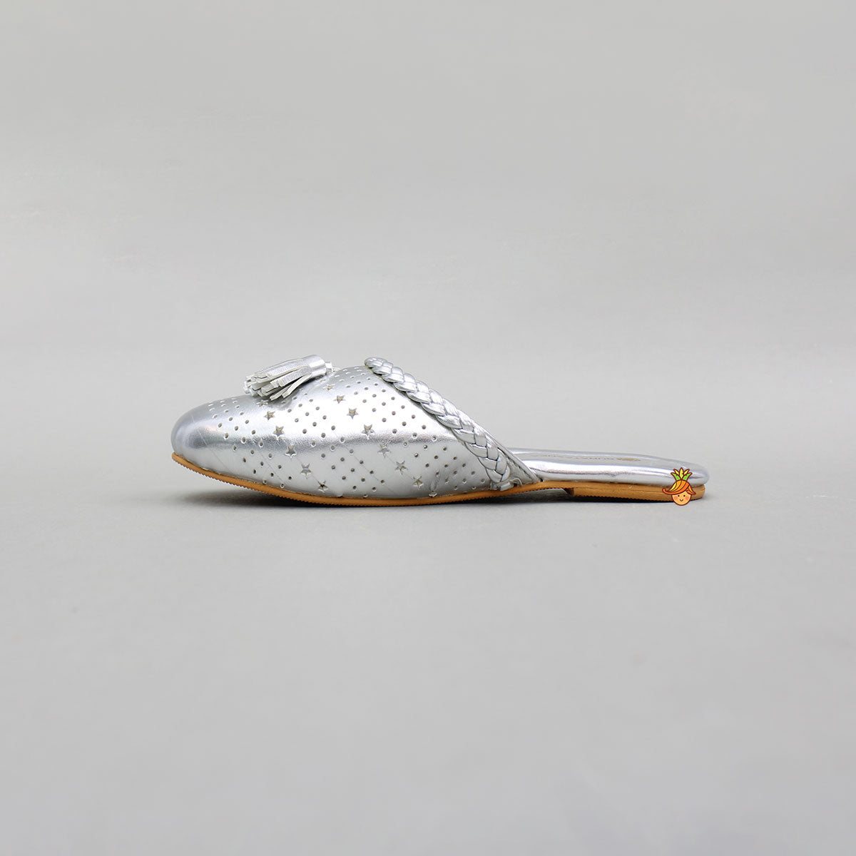 Star Cutwork Slip On Juttis with Tassels