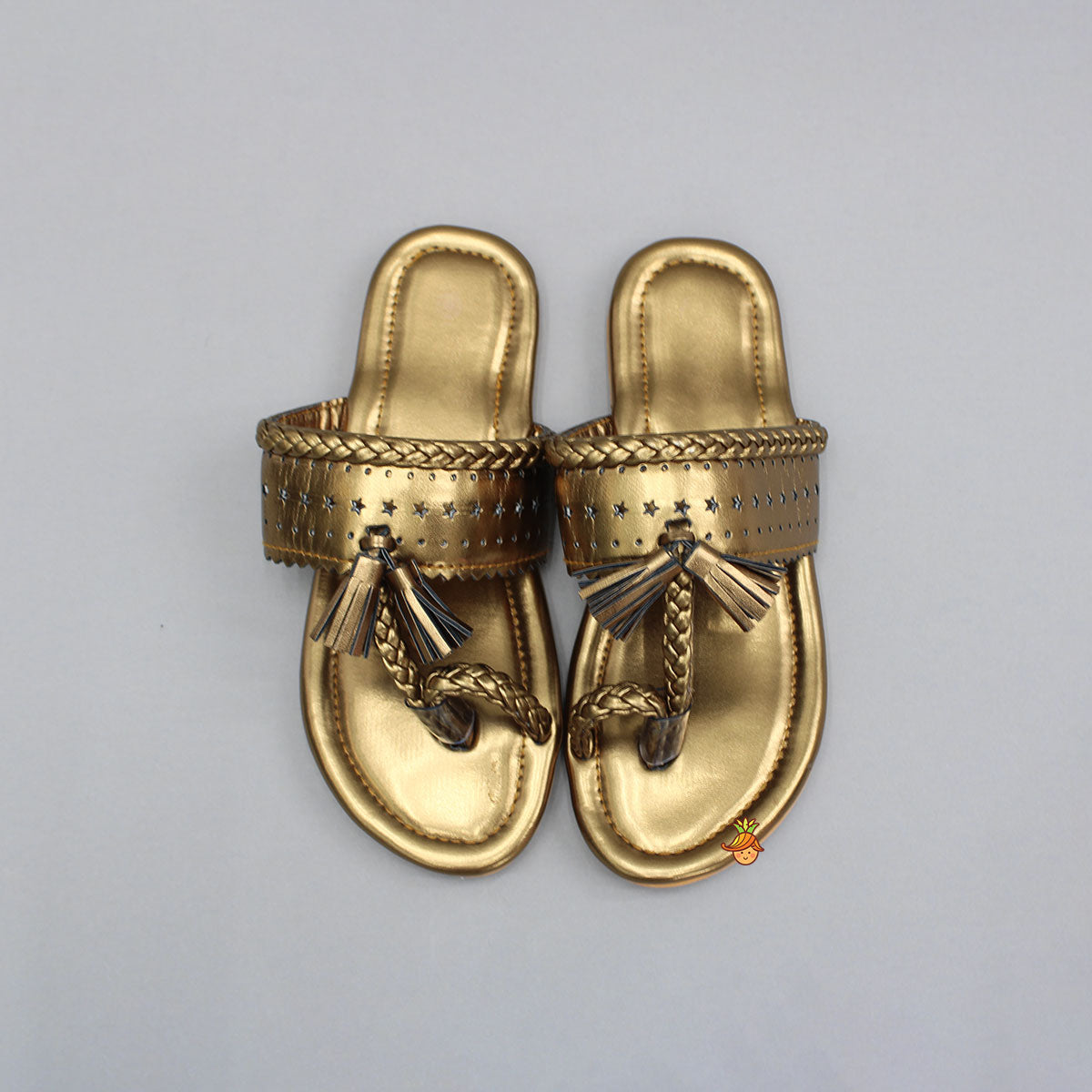 Exquisite Braid Detailed Kolhapuri Flats