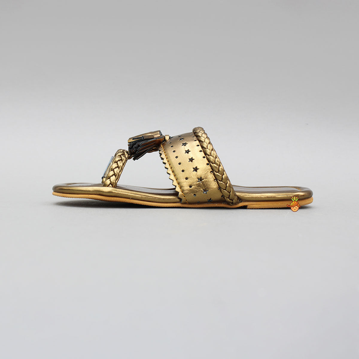Exquisite Braid Detailed Kolhapuri Flats