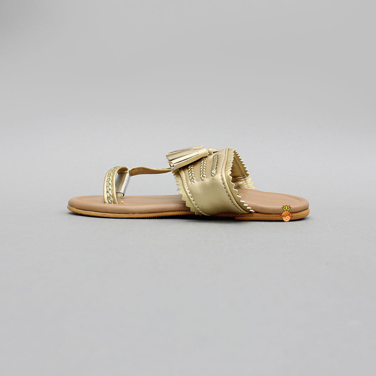 Ethnic Braid Detailed Kolhapuri Flats