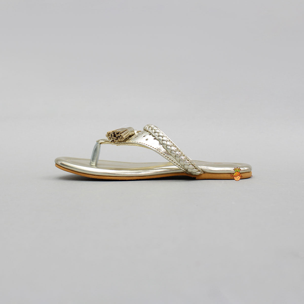 Pretty Braid Detailed Ethnic Flats