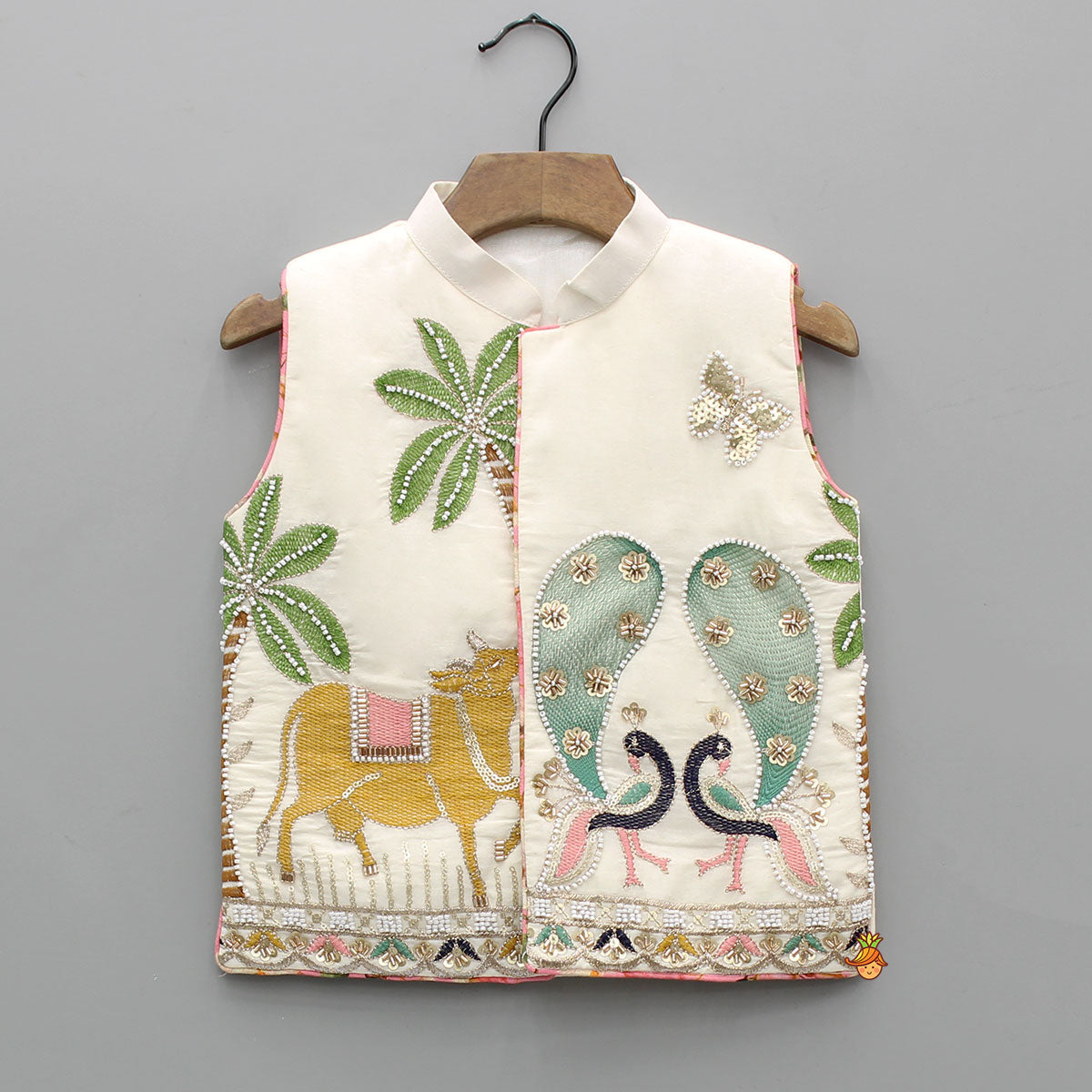Off White Kurta With Beautiful Embroidered Jacket And Pyjama