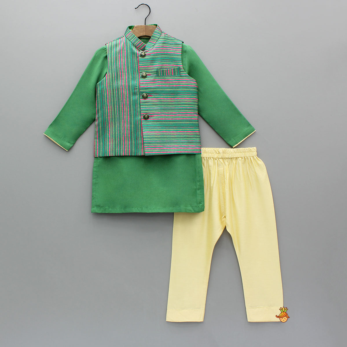 Green Kurta With Printed Jacket And Pyjama