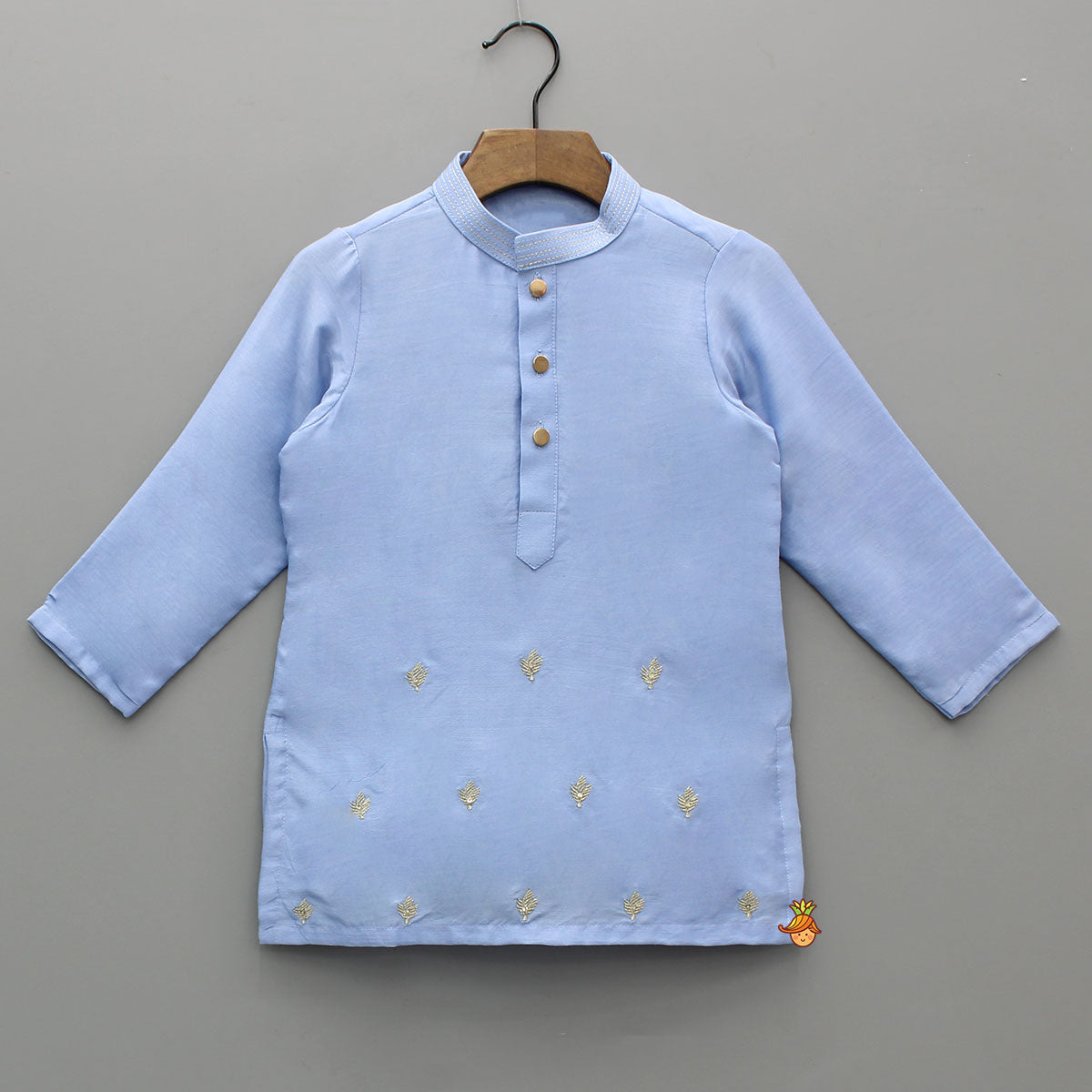 Ethnic Booti Detailed Kurta With Thread Work Jacket And Pyjama