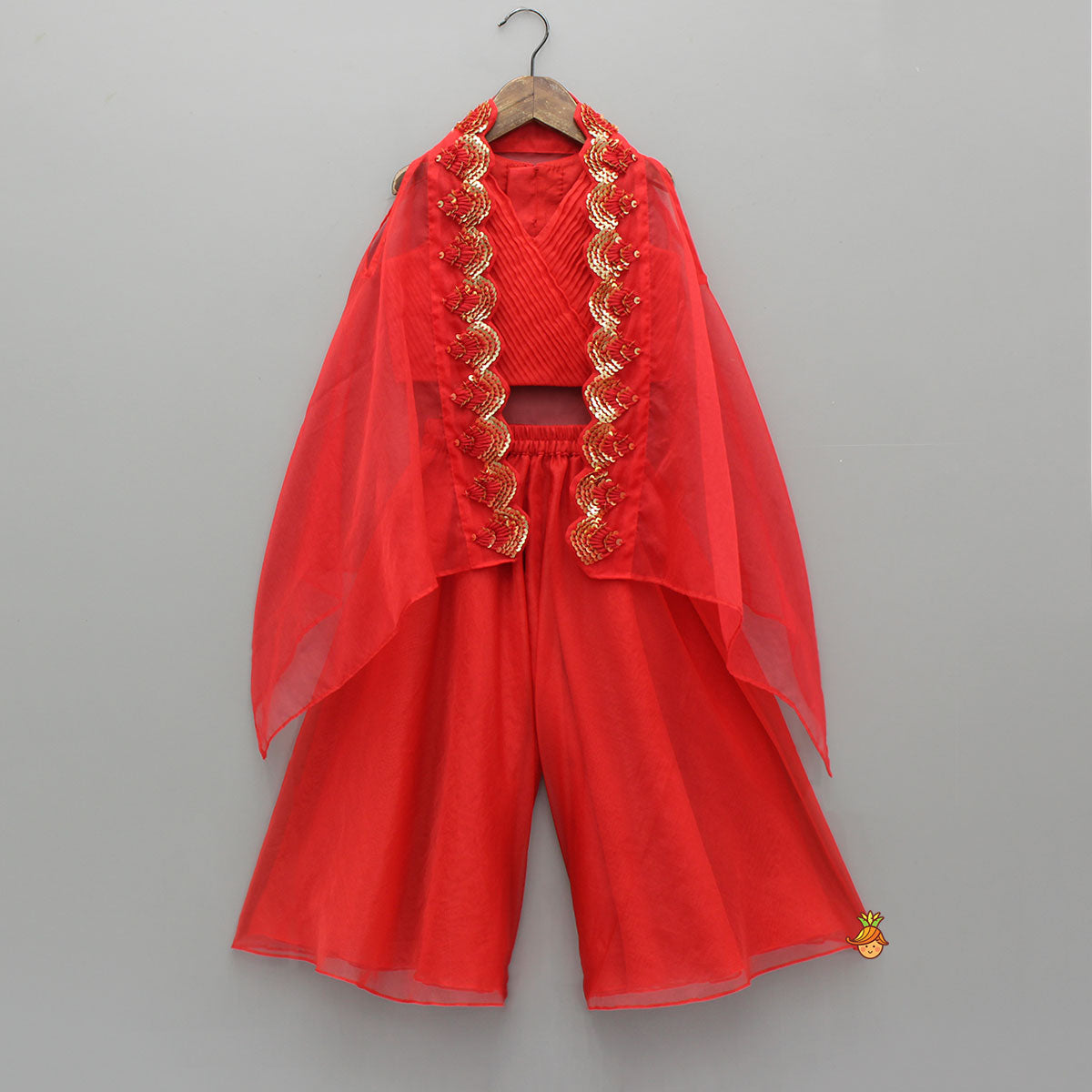 Gorgeous Sleeveless Pin Tuck Detailed Top With Embroidered Cape And Palazzo