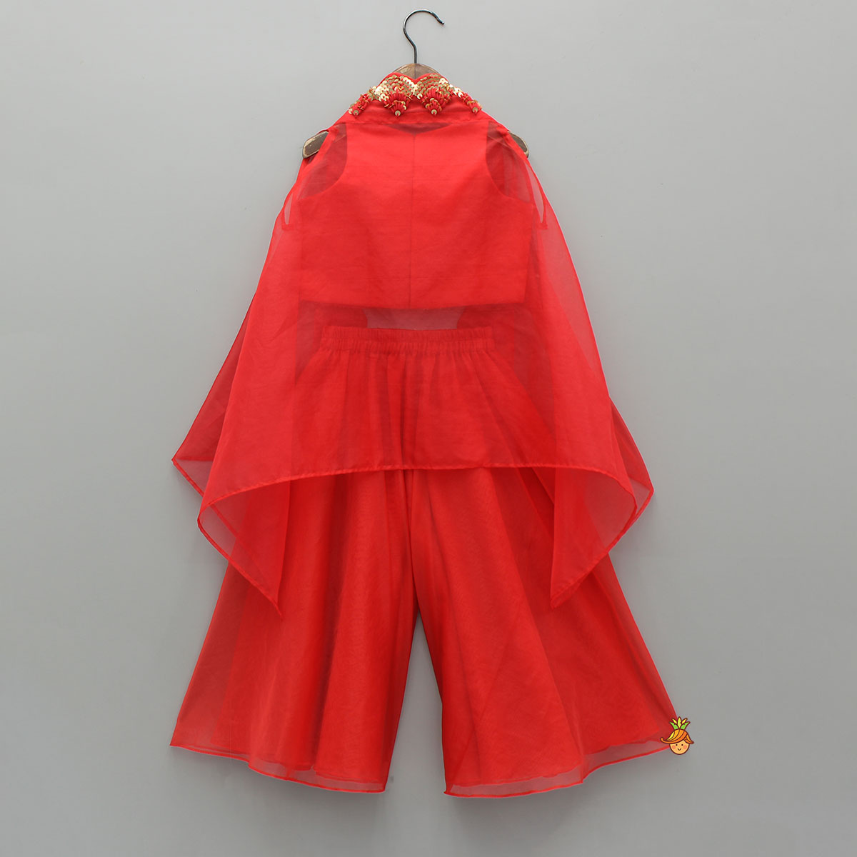 Gorgeous Sleeveless Pin Tuck Detailed Top With Embroidered Cape And Palazzo