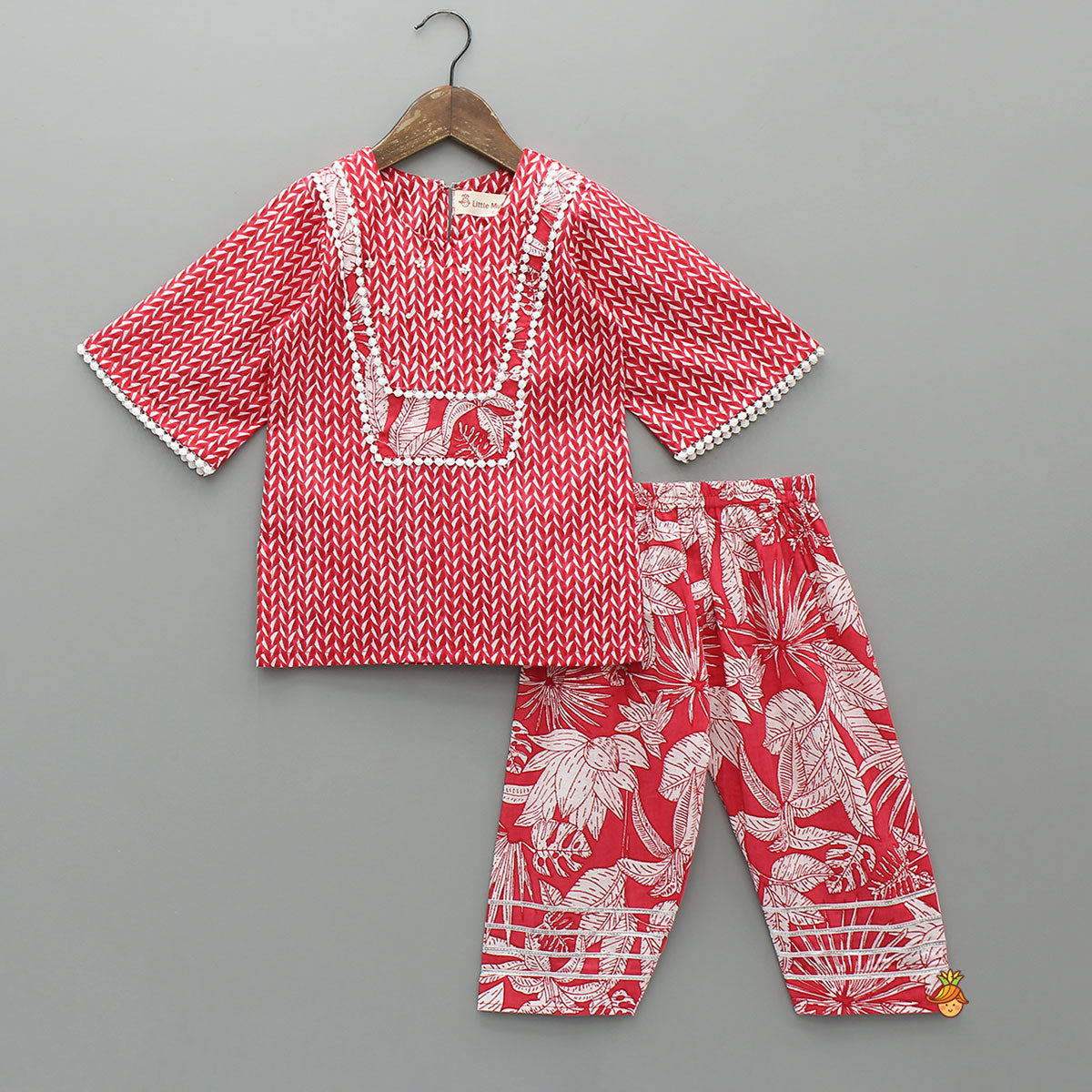 Flared Sleeves Printed Kurti And Pant