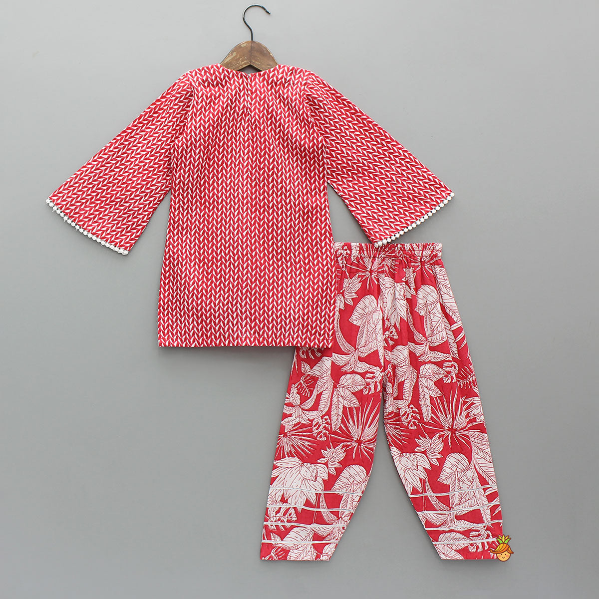 Flared Sleeves Printed Kurti And Pant