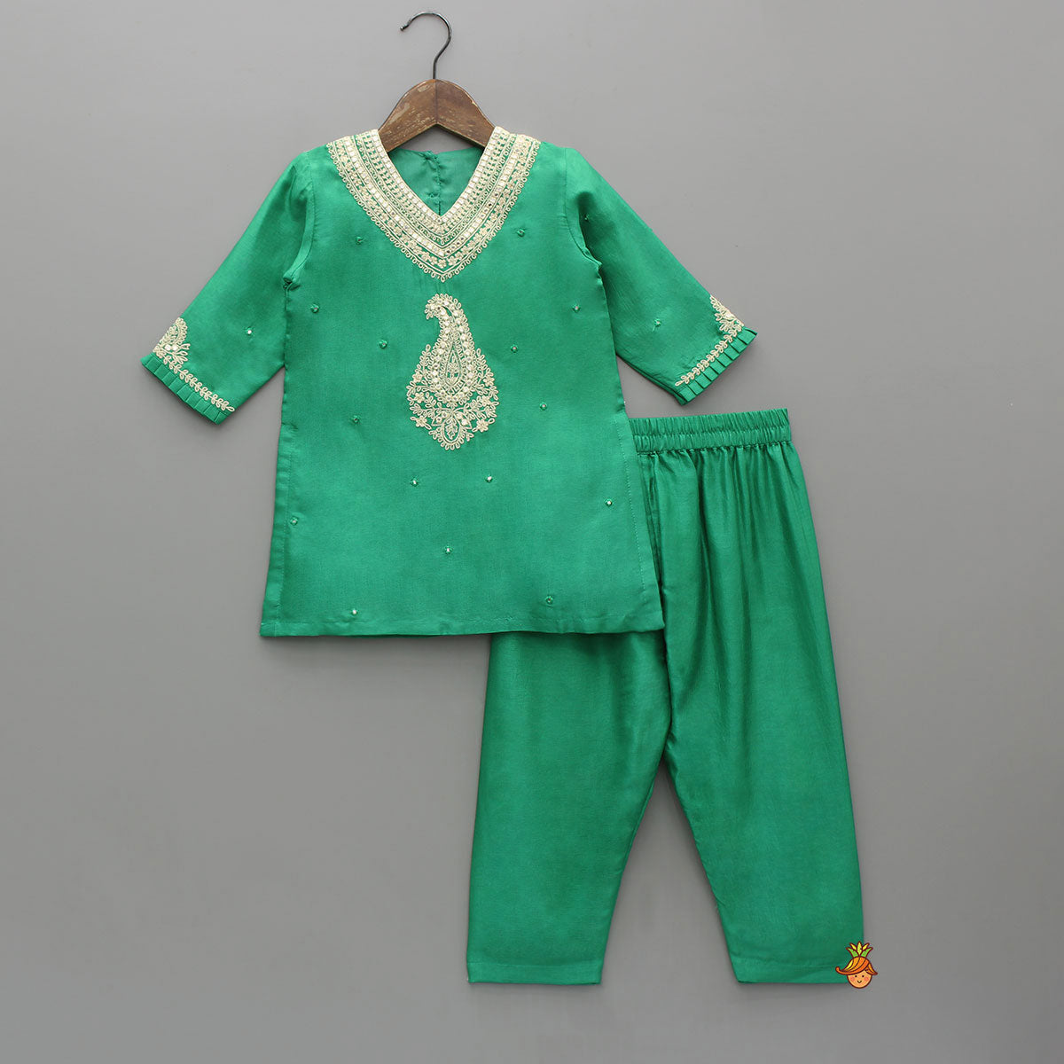Beautiful Mirror And Thread Embroidered Kurti With Pant