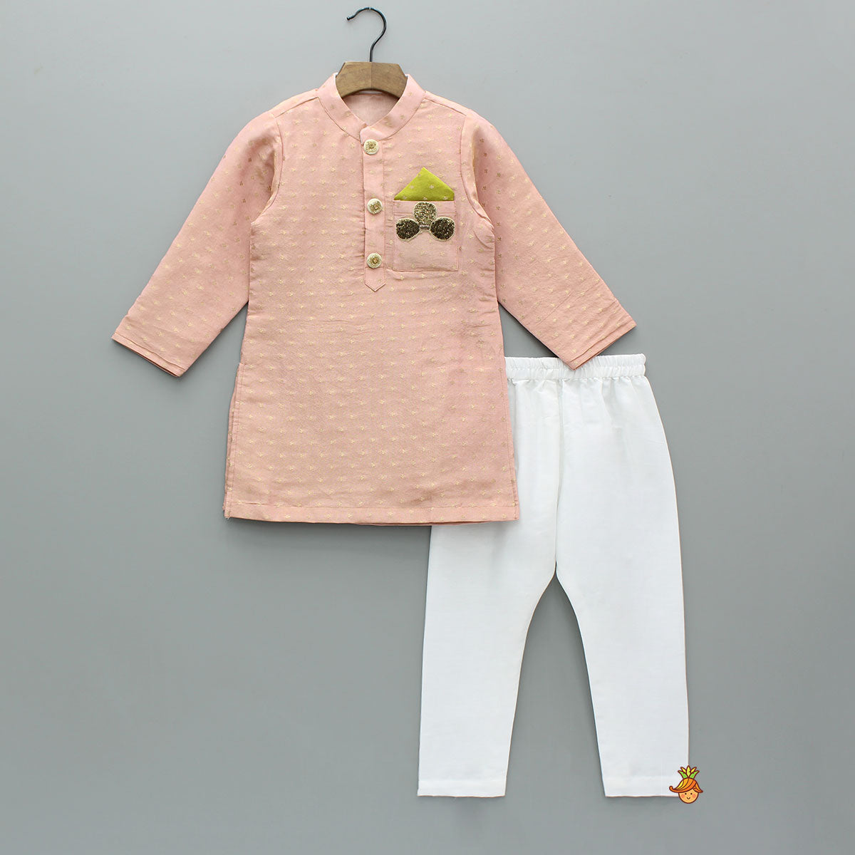 Shimmery Pocket Square Detailed Silk Kurta With Pyjama