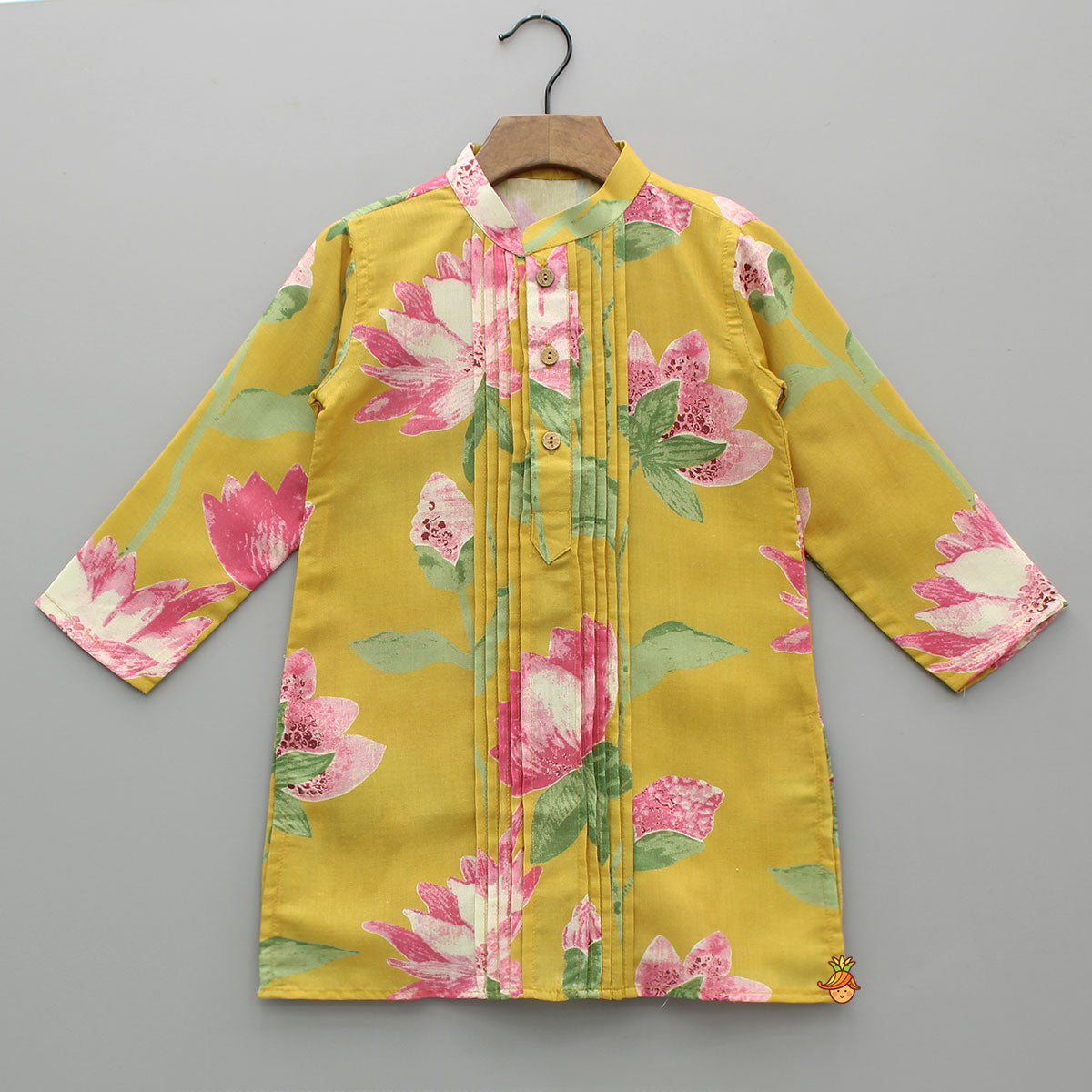 Floral Printed Pin Tuck Detailed Kurta With Pyjama