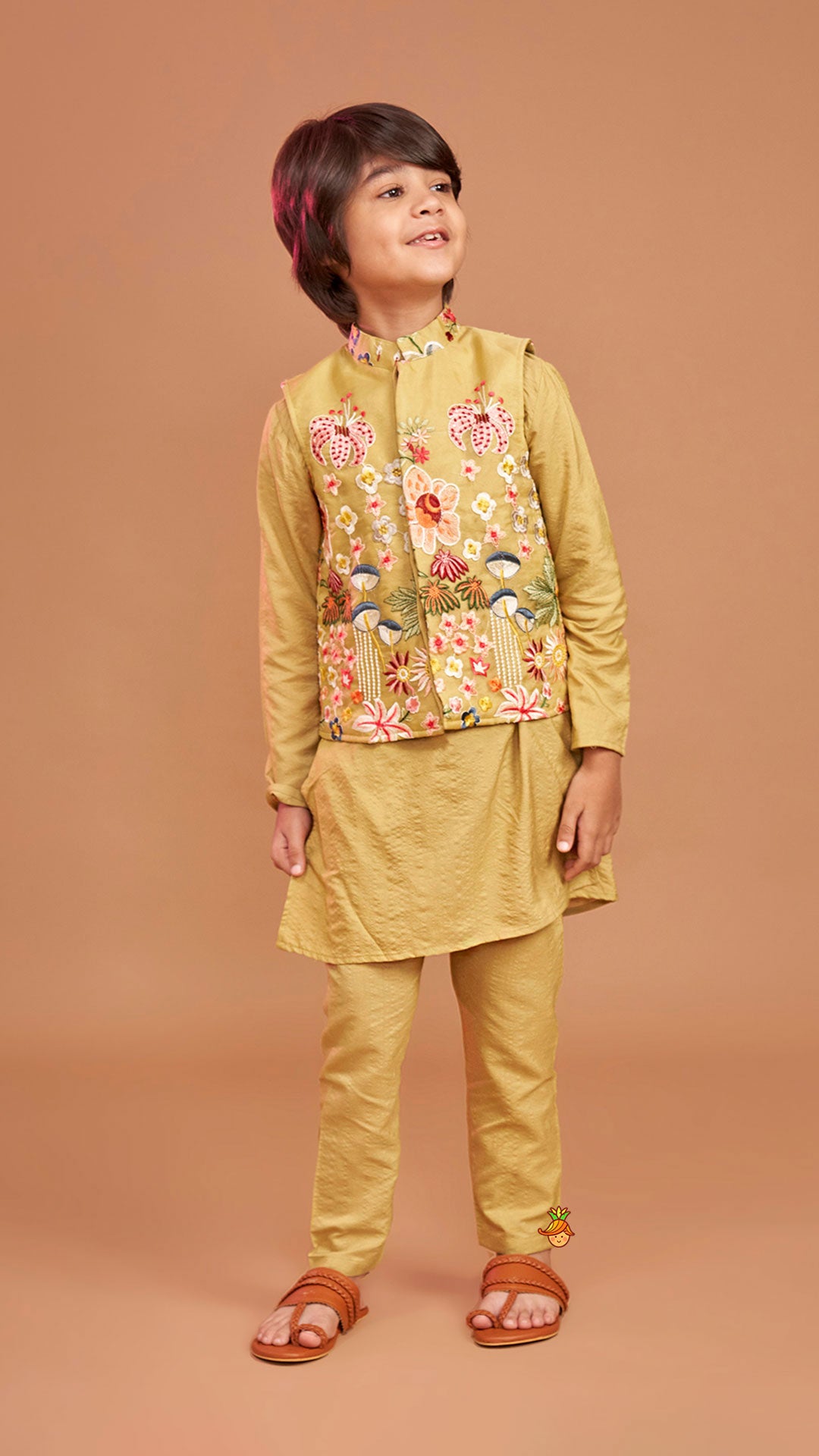 Ethnic Kurta And Floral Embroidered Jacket With Pyjama