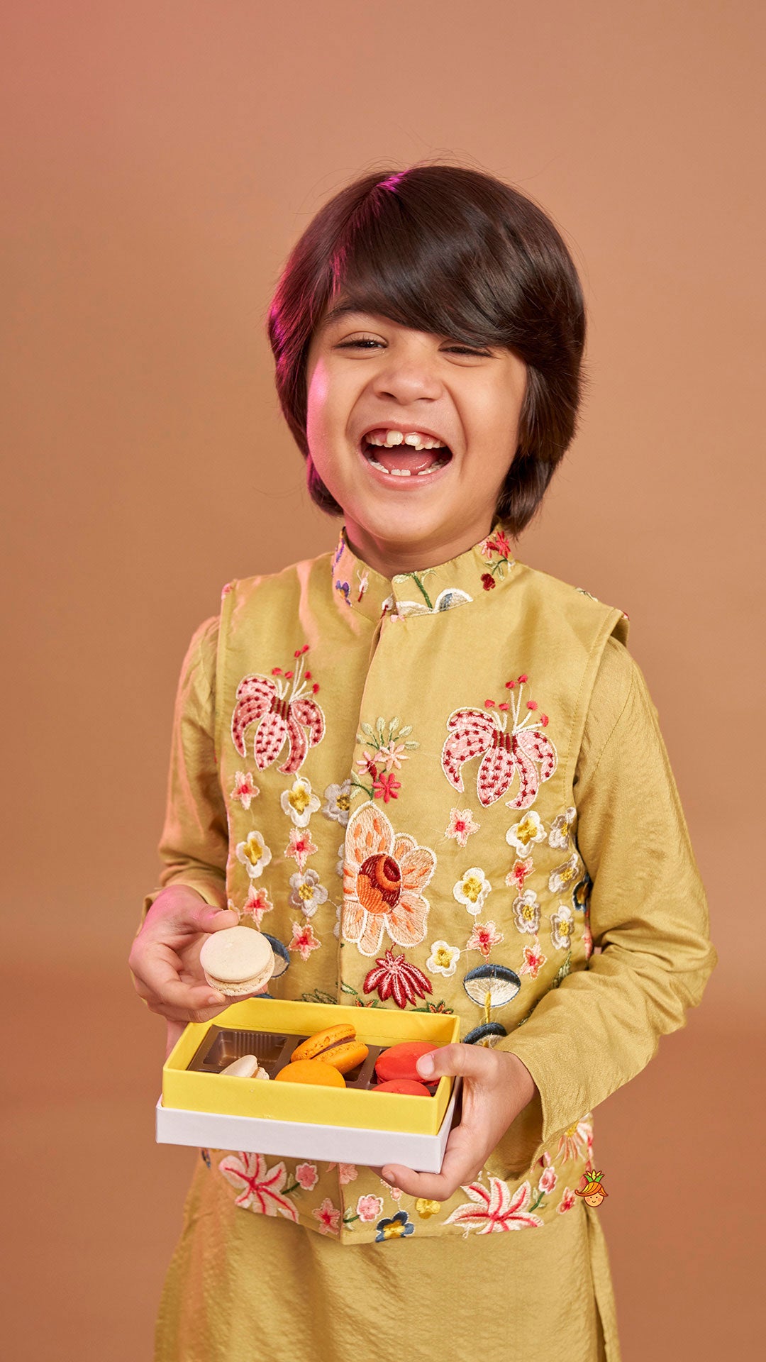 Ethnic Kurta And Floral Embroidered Jacket With Pyjama