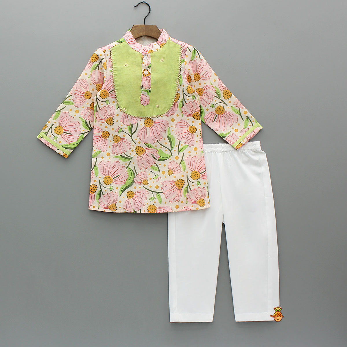 Contrast Yoke Floral Printed Kurta With Pyjama