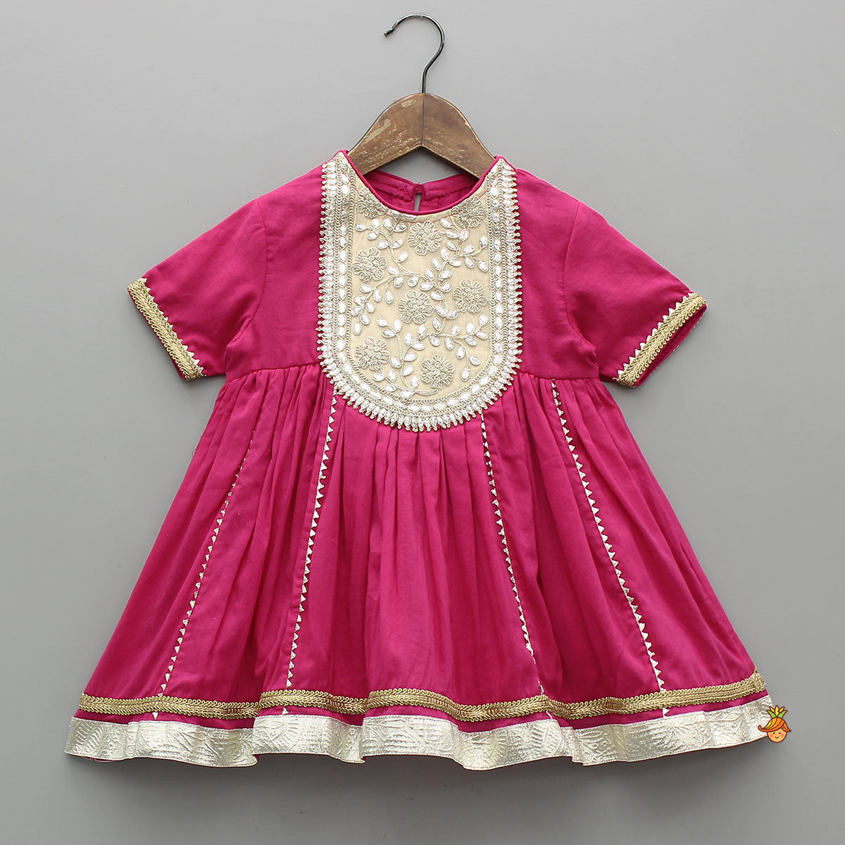 Floral Lace-Work Ethnic Kurti And Printed Dhoti
