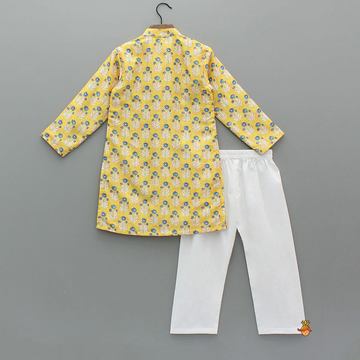 Front Placket Floral Printed Kurta With Pyjama