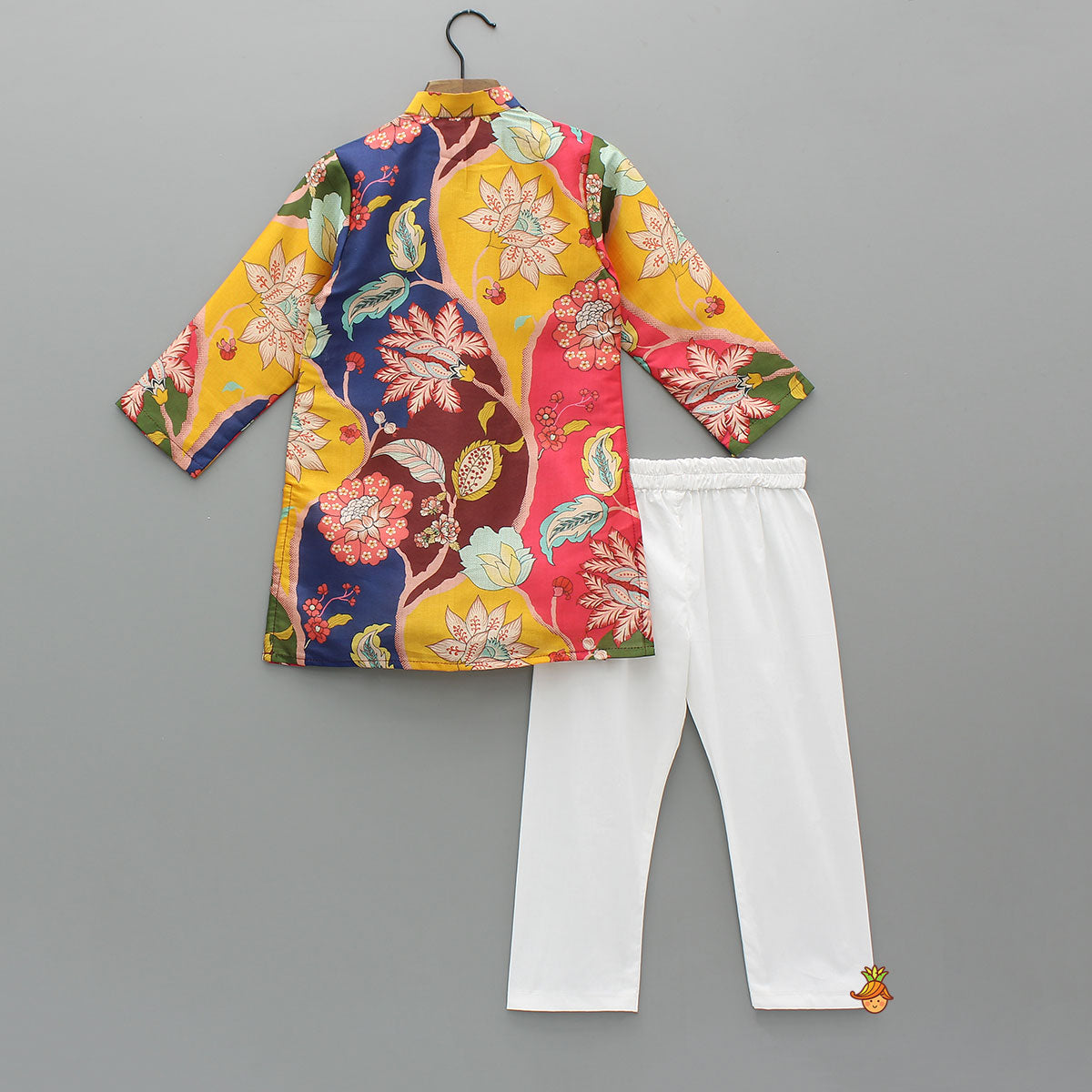 Lace-Detailed Floral Printed Kurta With Pyjama