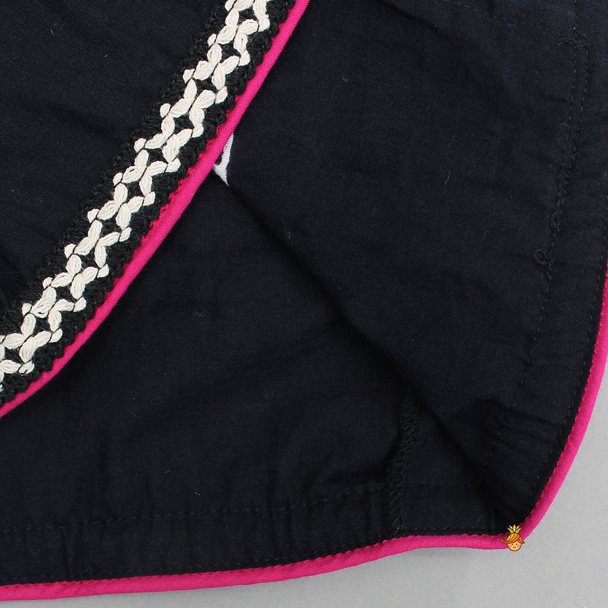 Printed Graceful Kurti With Front Slit And Open Jacket