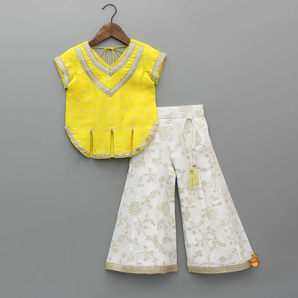 Curved Hem V-Neck Top With Brocade Palazzo And Dual-Tone Dupatta
