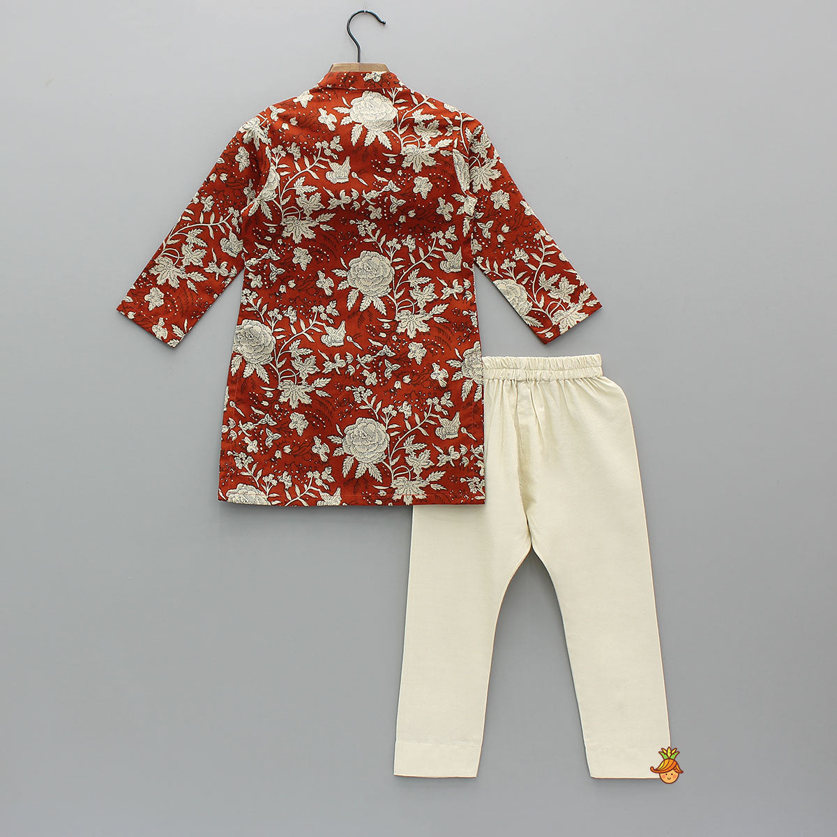 Lace-Detailed Floral Printed Ethnic Kurta With Pyjama