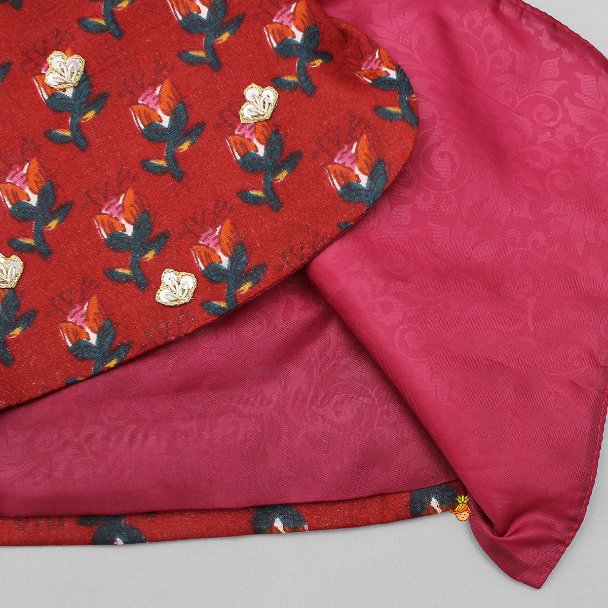 Kurta With Pocket-Detail Asymmetric Jacket And Pyjama