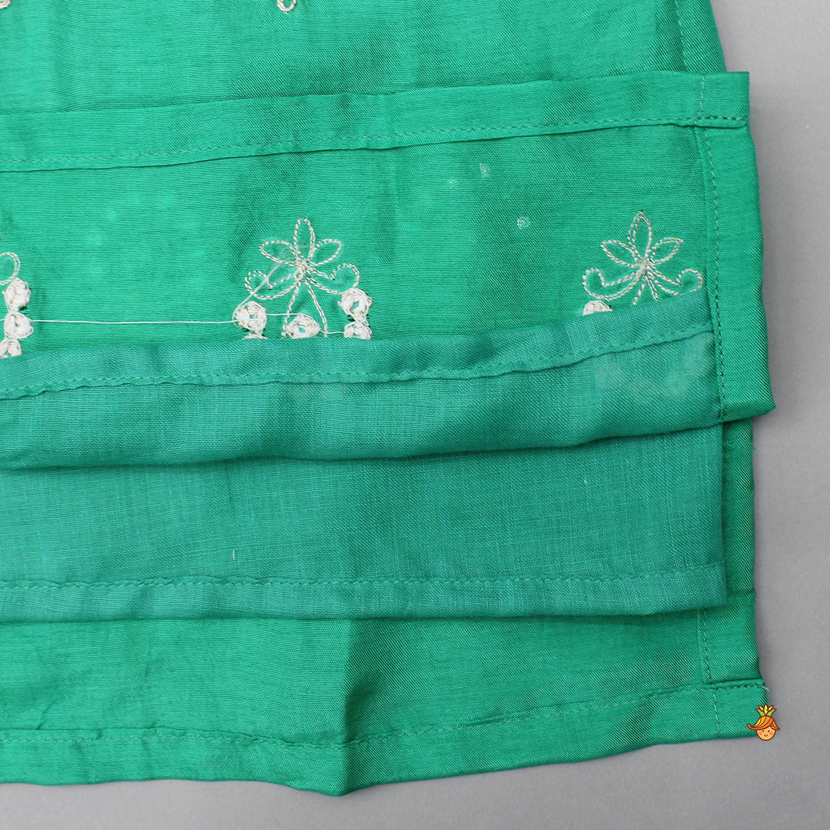 Embroidered Front-Placket Ethnic Kurta And Pyjama