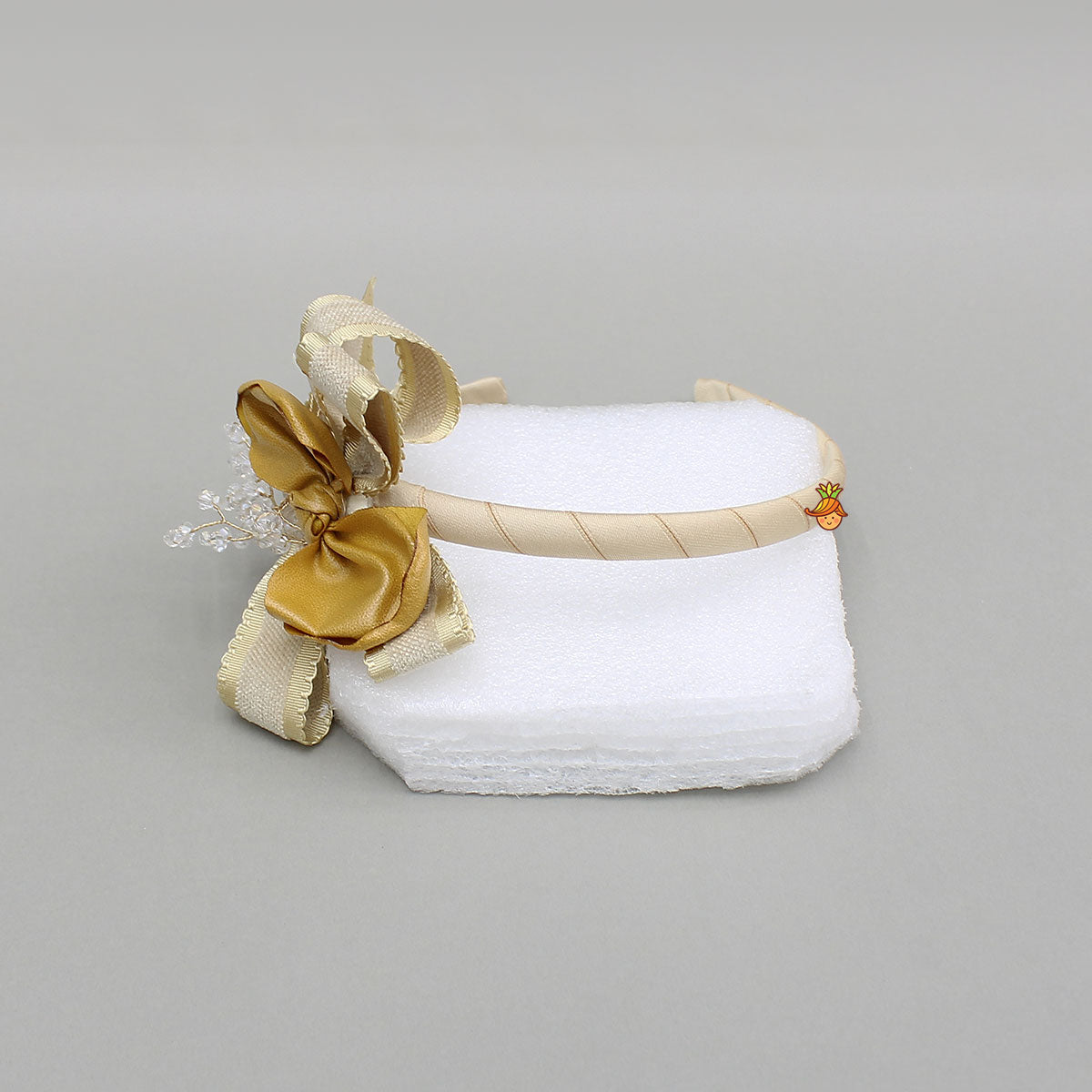 Bow Hair Band Detailed With Textured Ribbons