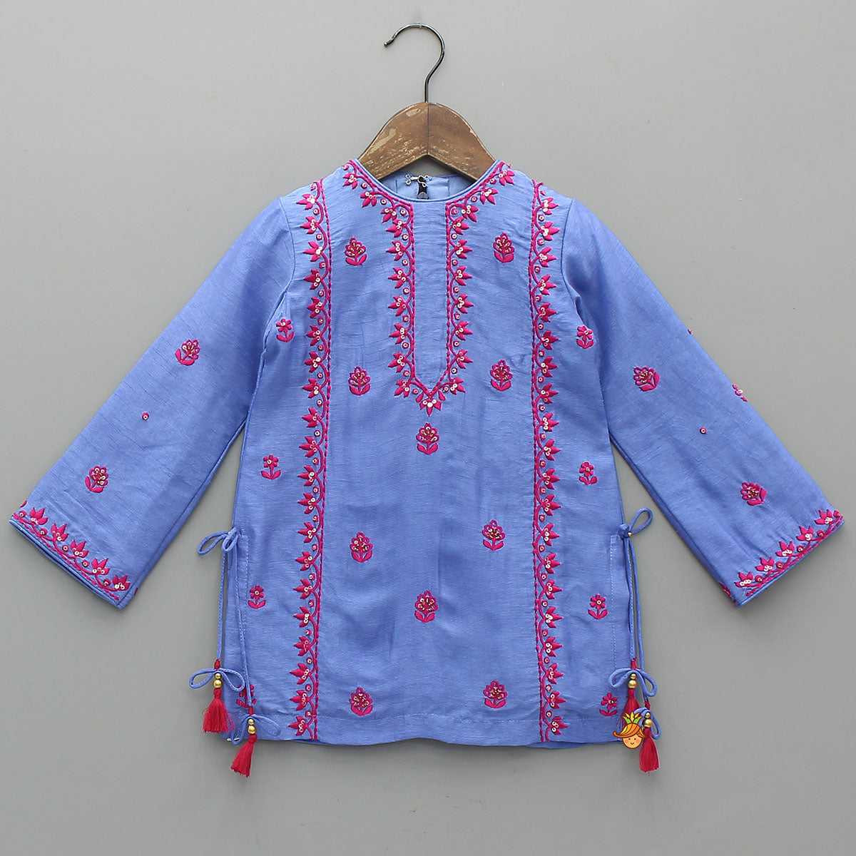 Contrasting Thread-Embroidered Kurti And Pant