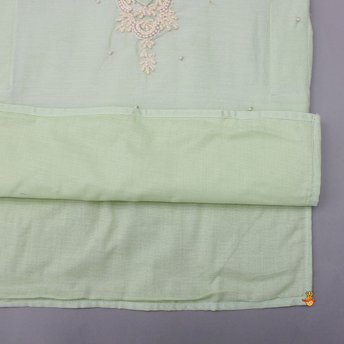 Thread-Detail Front Placket Kurta And Pyjama