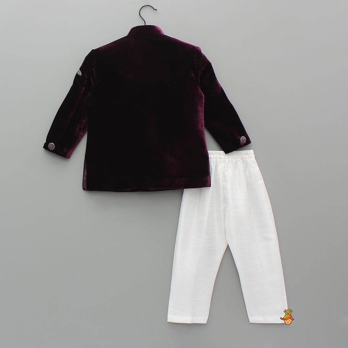 Motifs Embroidered Sherwani With Pyjama