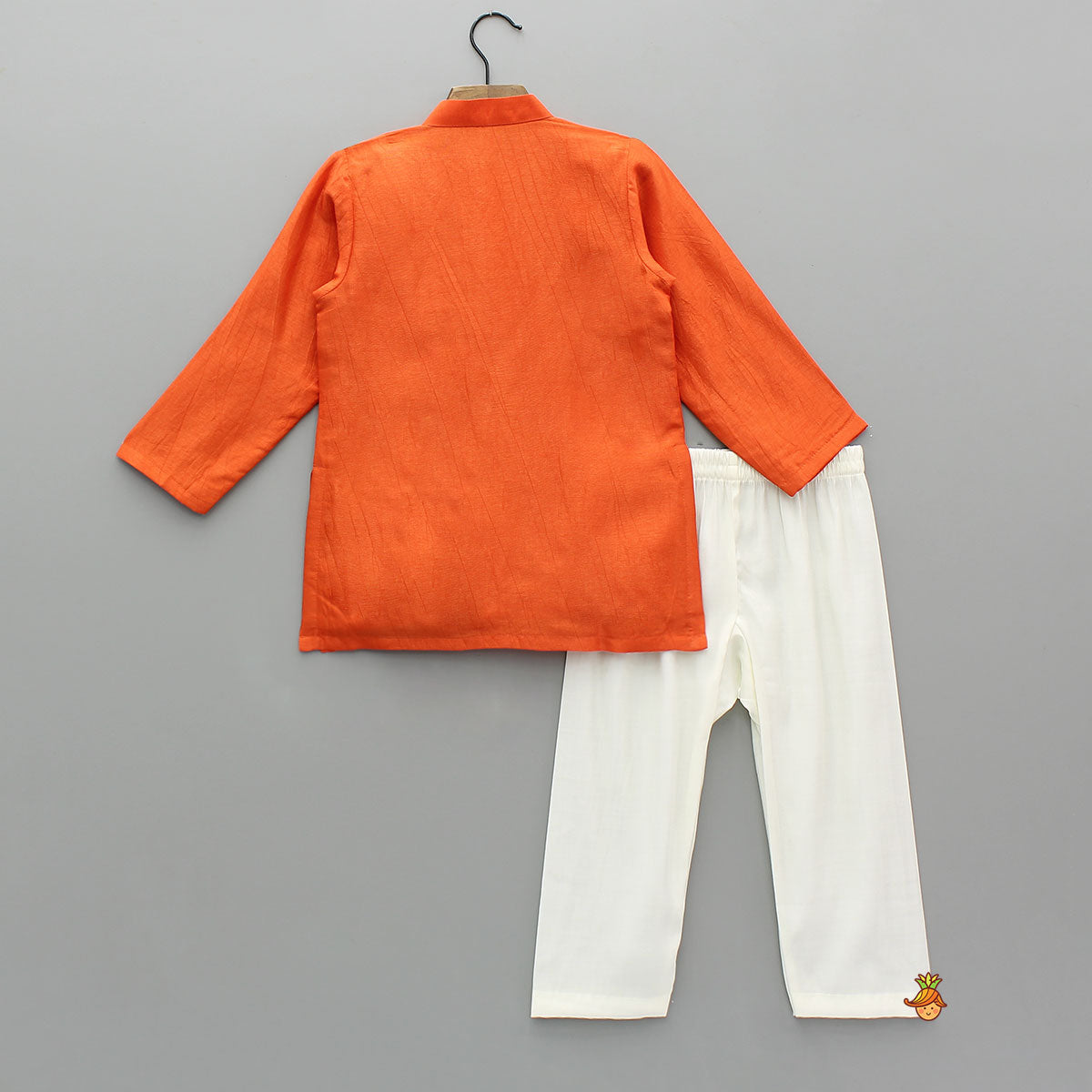 Pin Tuck Detail Kurta And Pyjama