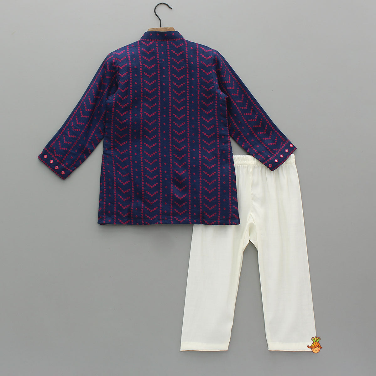 Bandhani Printed Ethnic Kurta And Pyjama