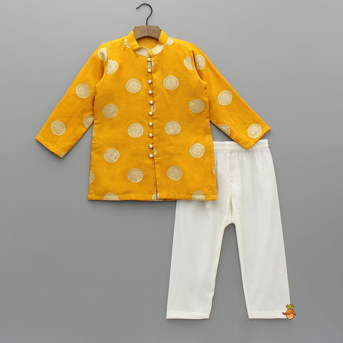 Front Open Ethnic Kurta And Pyjama