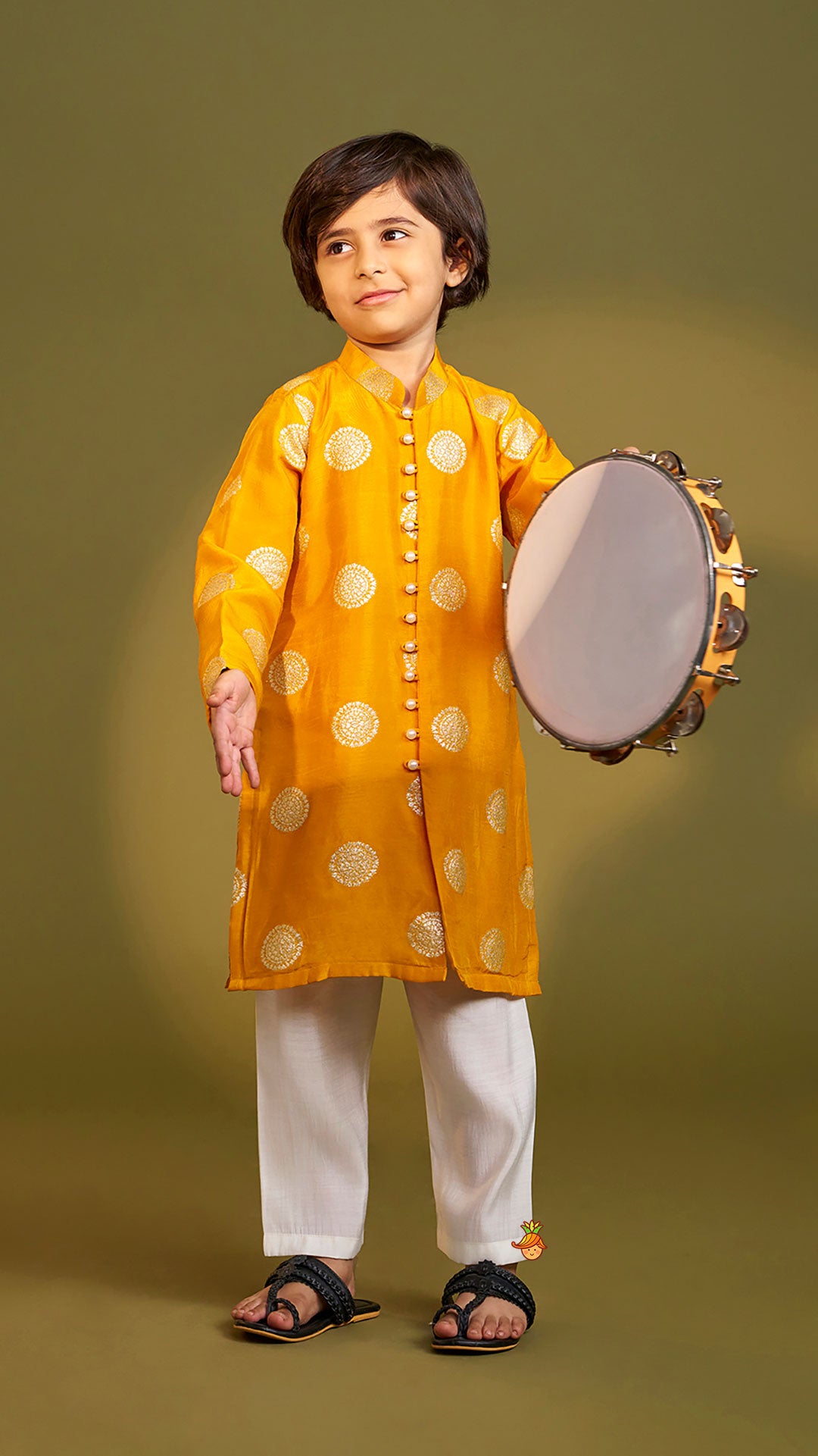 Front Open Ethnic Kurta And Pyjama