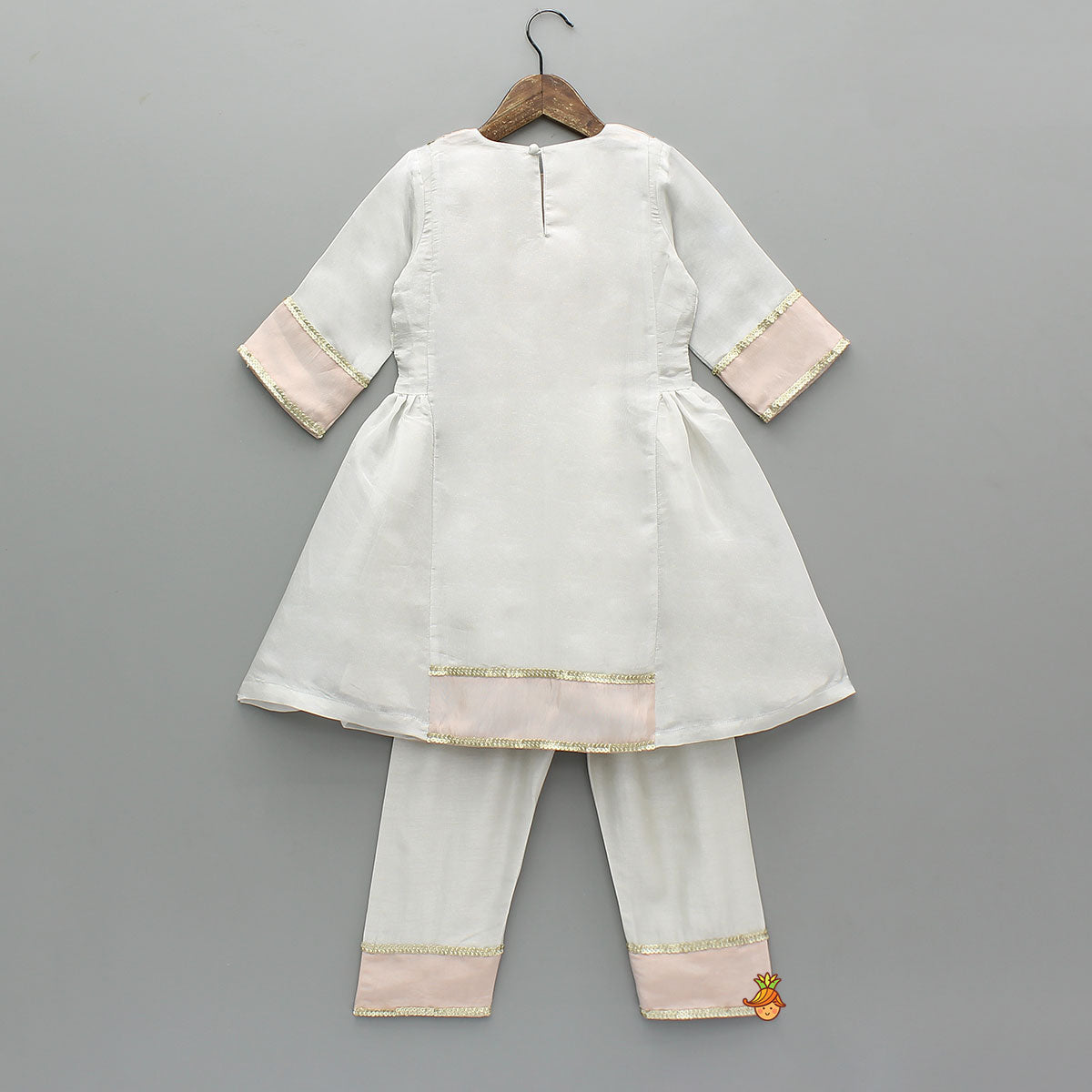 Elegant Embroidered Yoke Kurti And Pant