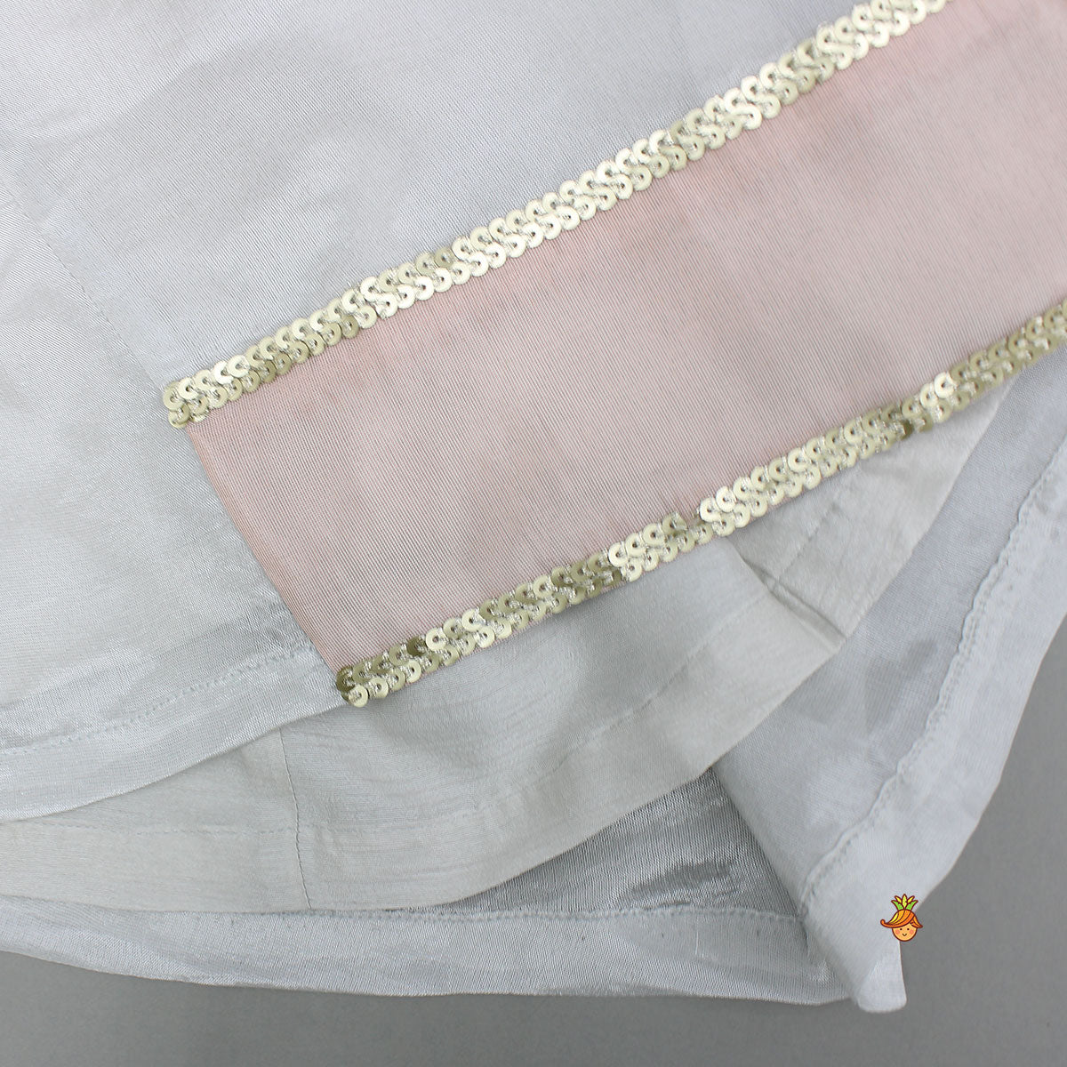 Elegant Embroidered Yoke Kurti And Pant