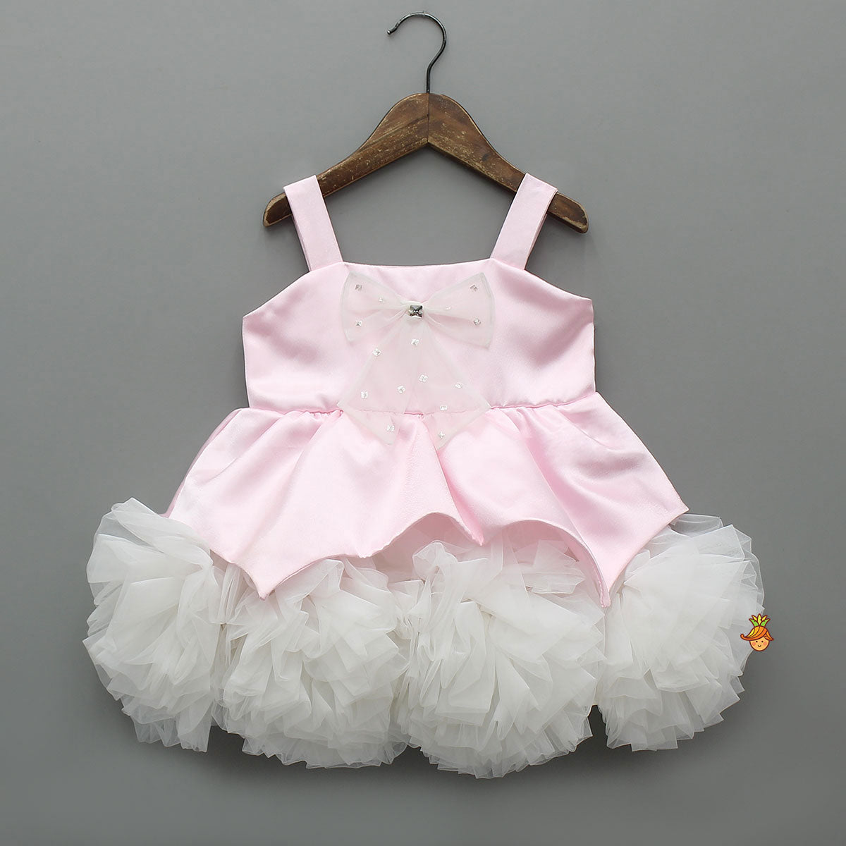 Elegant Bow Embellished Dress With Matching Gloves