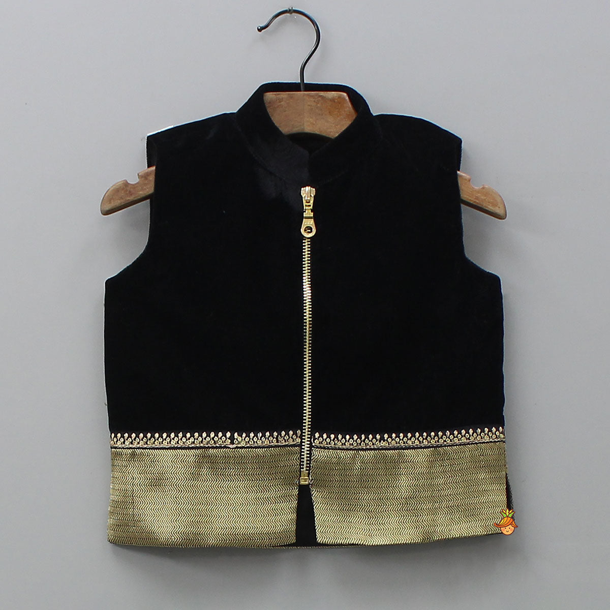 Shimmery Stylish Cut Hem Kurta With Velvet Jacket And Pyjama