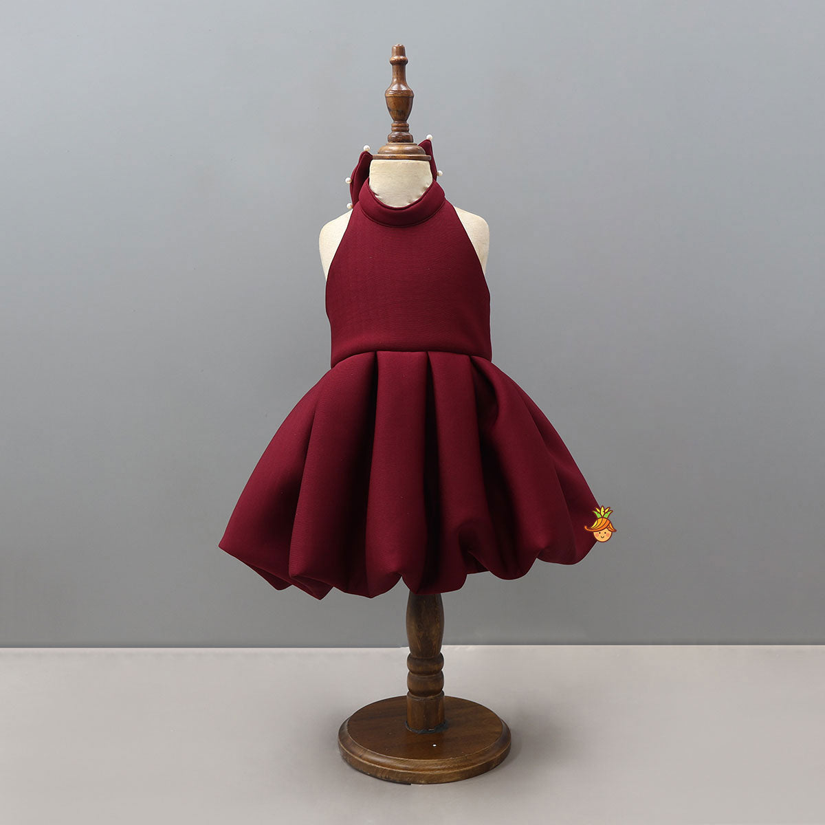 halter neck bow dress Halter-Neck Balloon With Detailing for 3 - 4 Years - Dresses Curated in our premium Color:Burgundy Wine Formal Dresses Orlando | style:Straight Leg