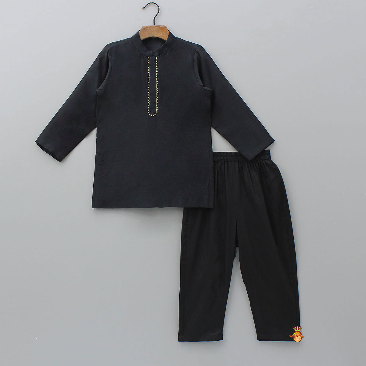 Ethnic Kurta With Hand-Sequins Embroidered Jacket And Pyjama