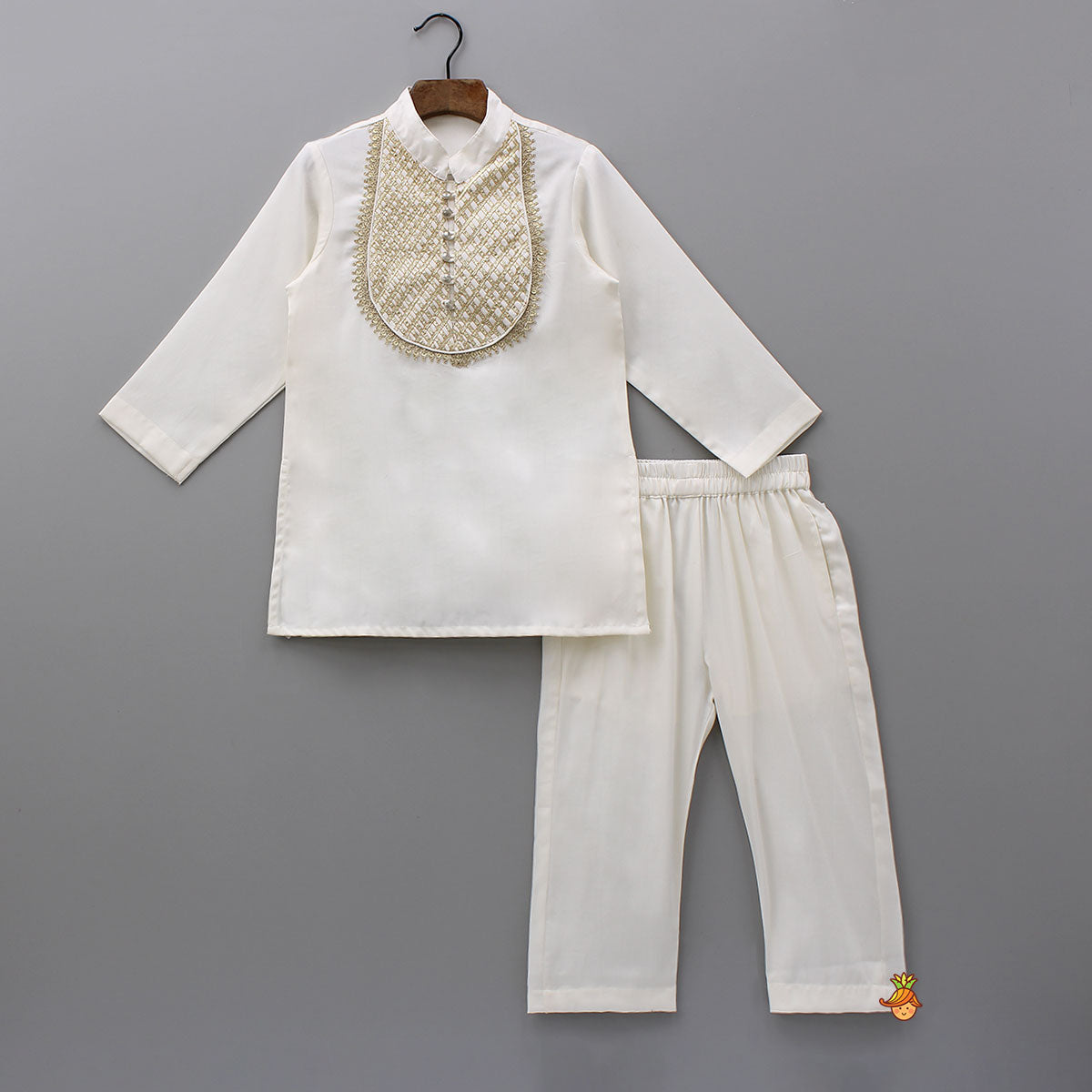 Lace Detailed Yoke Kurta And Pyjama